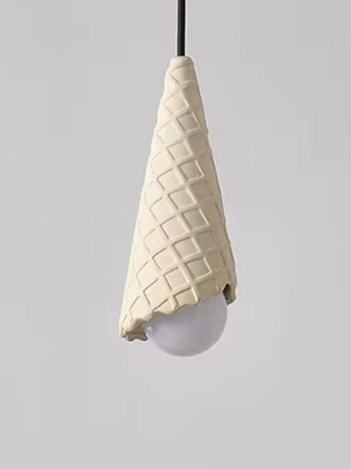 Lámpara colgante de cerámica 'Ice Cream Cone' blanca